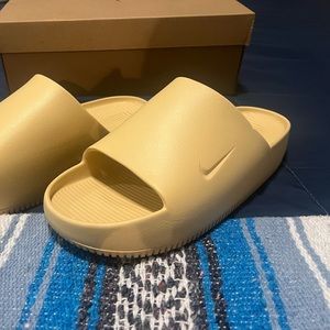 Nike Calm Slides Size 13 Sesame Brown